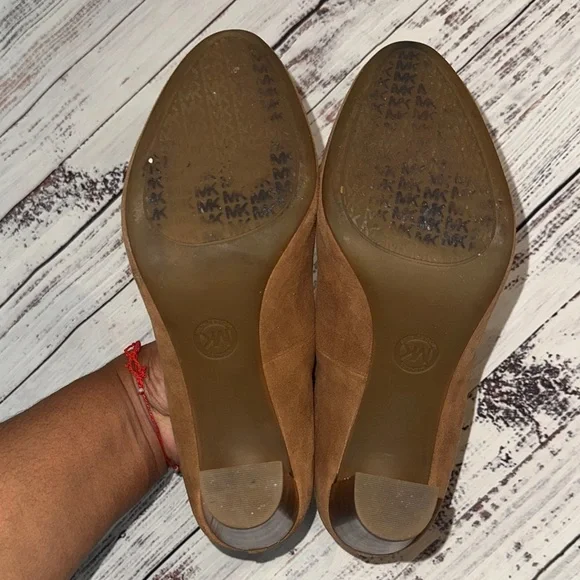 Michael Kors Susan Flex Pump Suede Sz. 7.5 - Picture 7 of 10